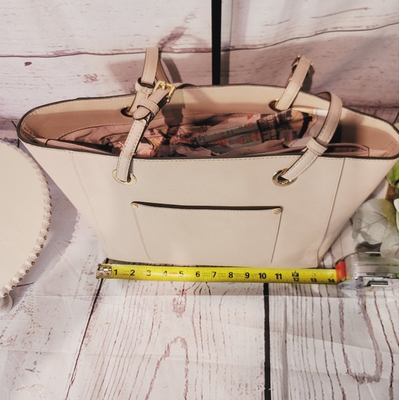 Michael Kors Walsh Medium MF Large Leather Tote Shoulderbag Handbag in Soft Pink - Picture 6 of 11